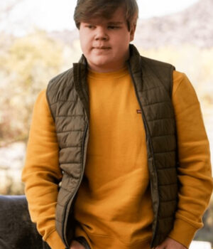 Big Sky Season 2 Jeremy Ray Taylor Vest