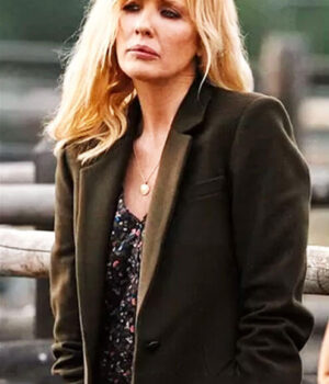Yellowstone Season 4 Beth Dutton Green Coat 1