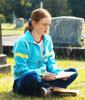 Stranger Things Season 4 Max Mayfield Blue Jacket 1