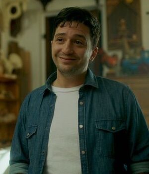  	Leonard Peabody Umbrella Academy Blue Denim Trucker Jacket