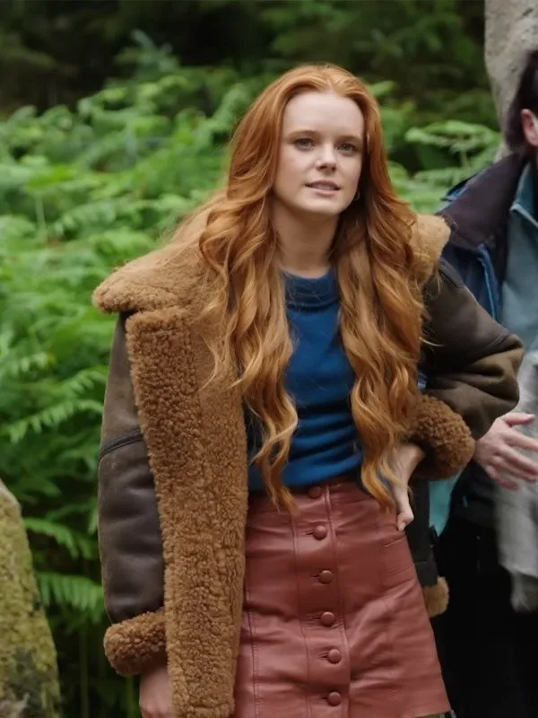 Fate The Winx Saga S02 Bloom Peters Shearling Coat Fate The Winx Saga S02 Bloom Peters Shearling Coat
