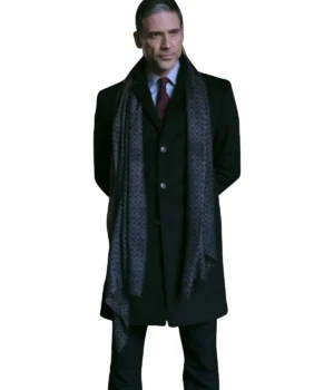  	Superman and Lois Morgan Edge Wool Black Dinner Coat