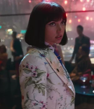  	Ana De Armas The Gray Man Floral Blazer