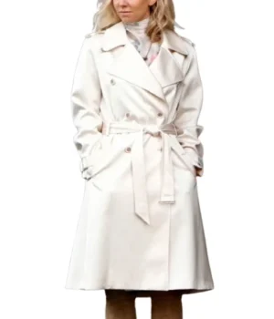  	Vanessa Kirby Mission Impossible Fallout White Coat