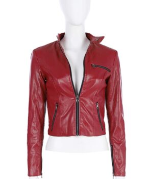  	Resident Evil Infinite Darkness Stephanie Panisello Red Jacket