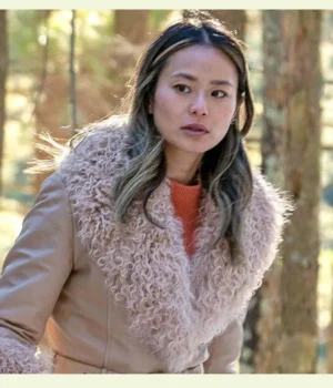  	Jamie Chung Dexter New Blood Beige Fur Trim Jacket