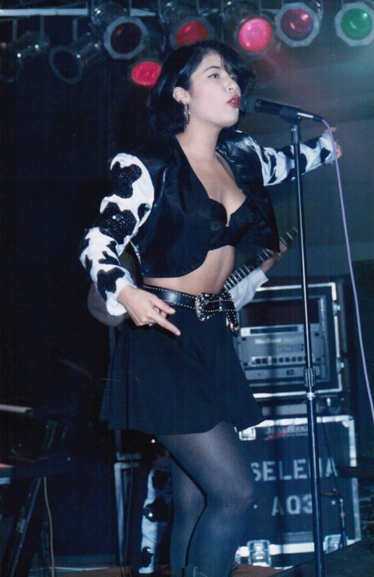 Singer Selena Quintanilla Black Cropped Jacket | MK Jackets