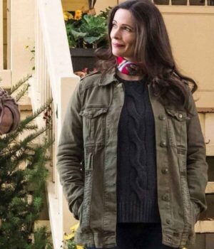  	Superman and Lois Lane Green Open Cuffs Jacket