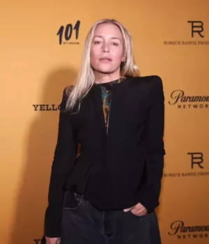  	Piper Perabo Yellowstone S05 Premiere Black Jacket