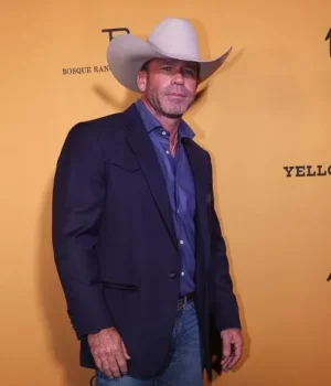  	Taylor Sheridan Yellowstone S05 Premiere Blue Blazer