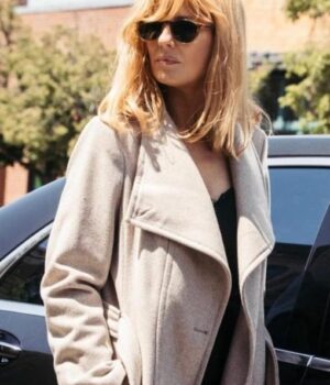  	Yellowstone Kelly Reilly Off White Wool-Blend Coat